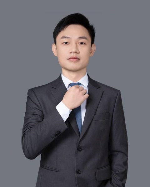 邓建发主讲人照片